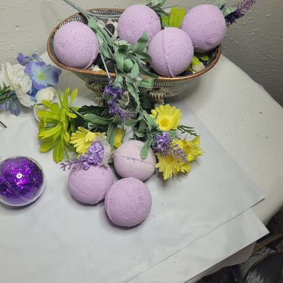 5 Bath bombs heavy scented lavender - Picture 3 of 15